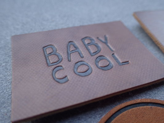 Naszywki ze skóry tłoczonej w stylu vintage na buty