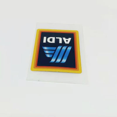 Niestandardowe logo Drukowane etykiety PET bez etykiet do przenoszenia ciepła Etykiety pielęgnacyjne do koszulek